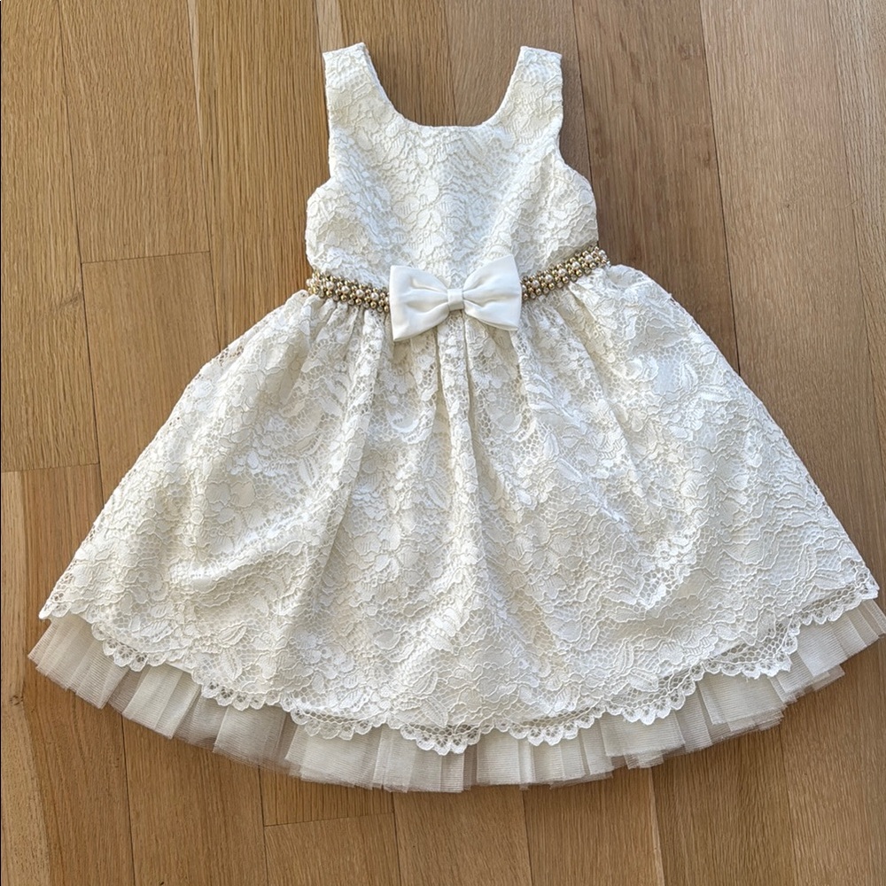 Elegant Ivory Lace Kids Dress with Bow